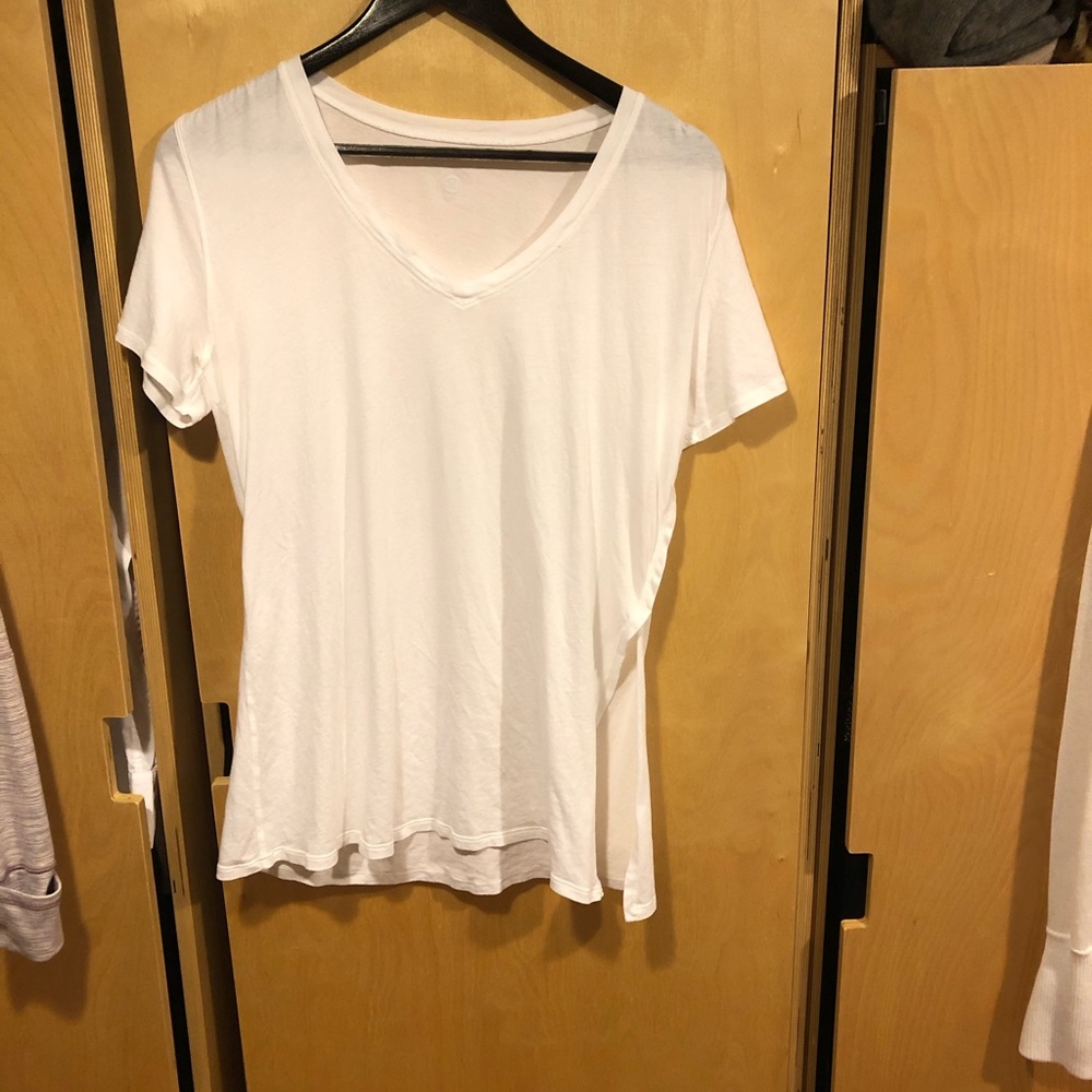 NWOT Lululemon size 10 white tee